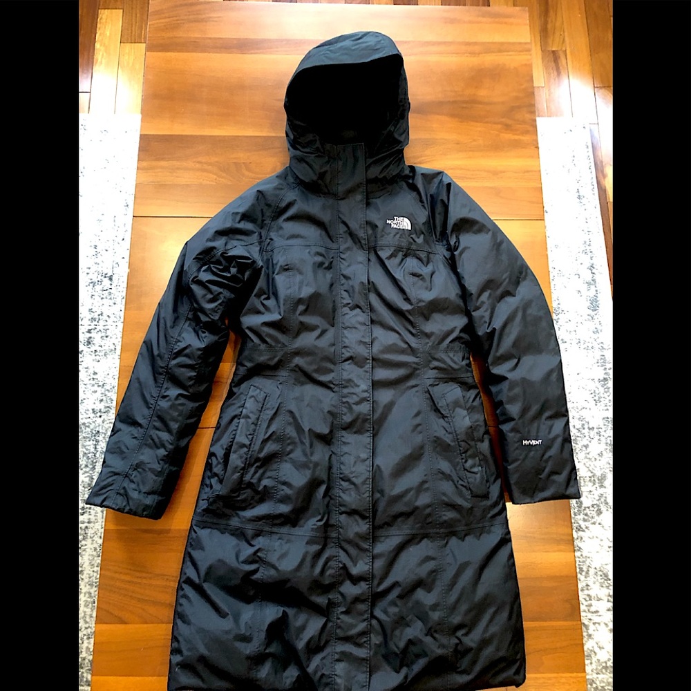 North Face Women’s Arctic Parka (Small-Black)